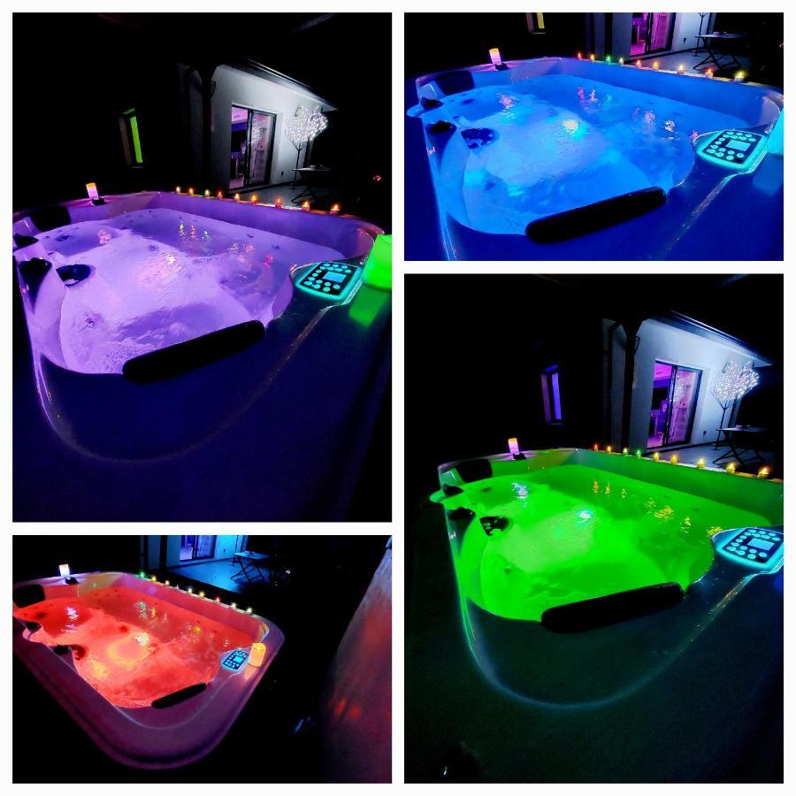 Un Sejour Romantique En Couple Avec Jacuzzi Prive Chromotherapie Jardin Maison Privee Ychoux Exterior photo